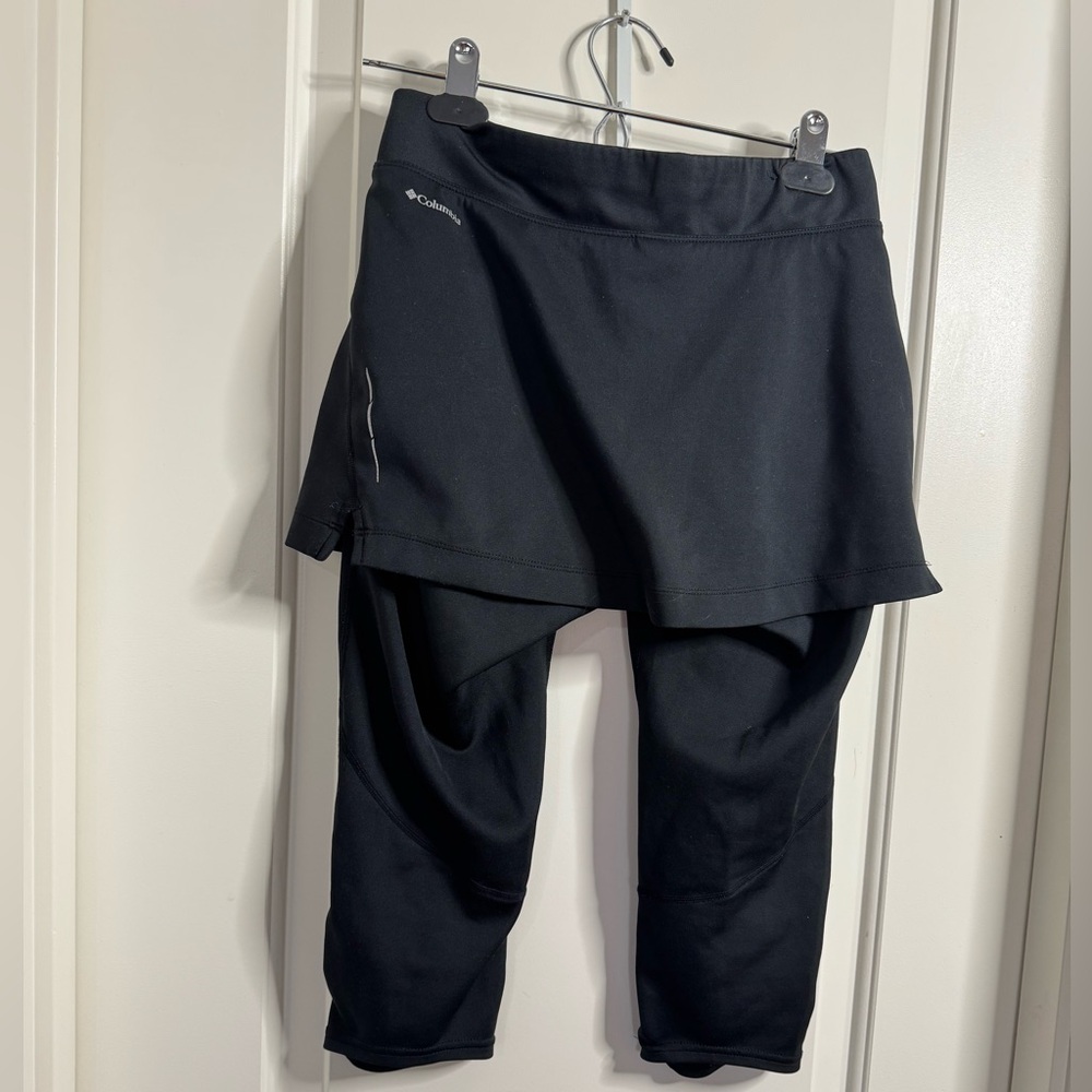 Women’s XS Columbia leggings capris with skirt